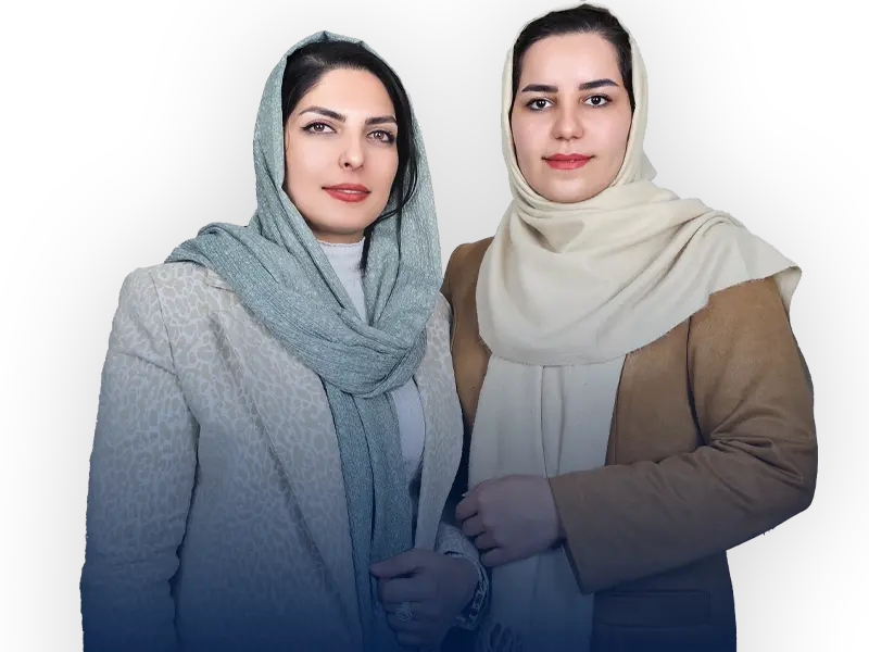 خانم ژاله مدینه خرمی و خانم راضیه زنگنه، مدرسین آموزشگاه حساب بان
